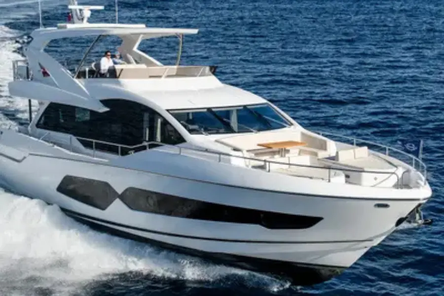Sunseeker 76, main deck — Mallorca Yachts for Rent, Mallorca